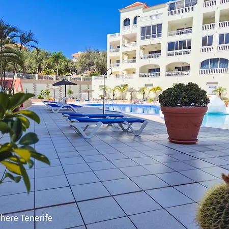 Mona's Point Tenerife - Aircon, Private Parking And Heated Pool アパート