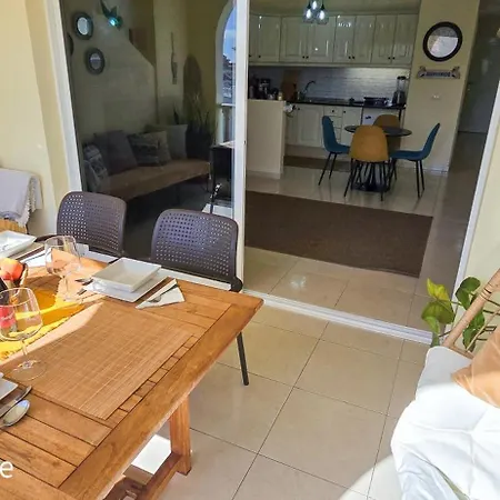 Apartamento Mona's Point Tenerife - Aircon, Private Parking And Heated Pool San Miguel de Abona