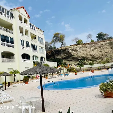 Apartamento Mona's Point Tenerife - Aircon, Private Parking And Heated Pool *